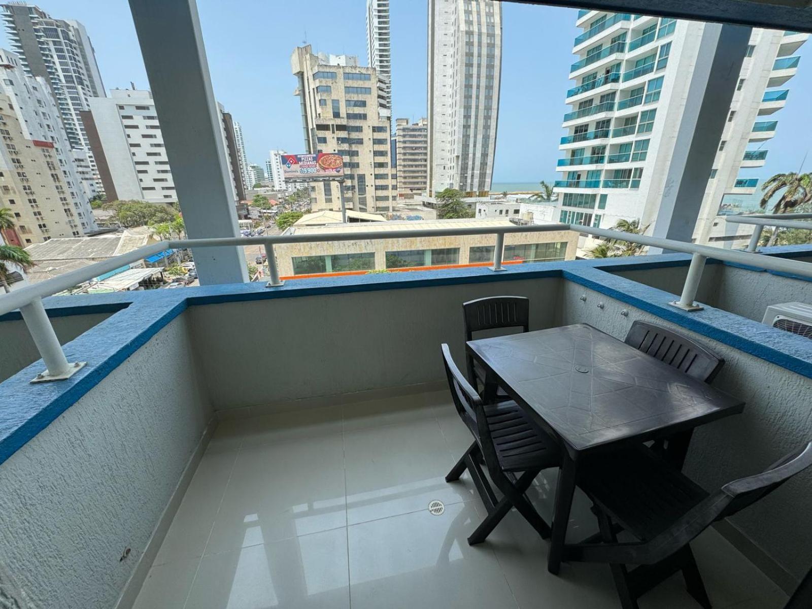 En Edificio Portofino 606 Icdi *