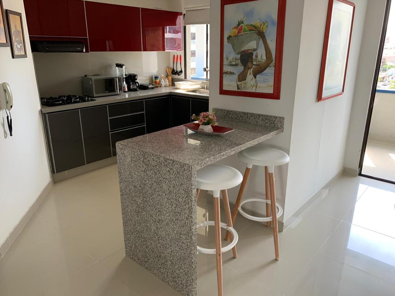 En Edificio Portofino 606 Icdi * Cartagena